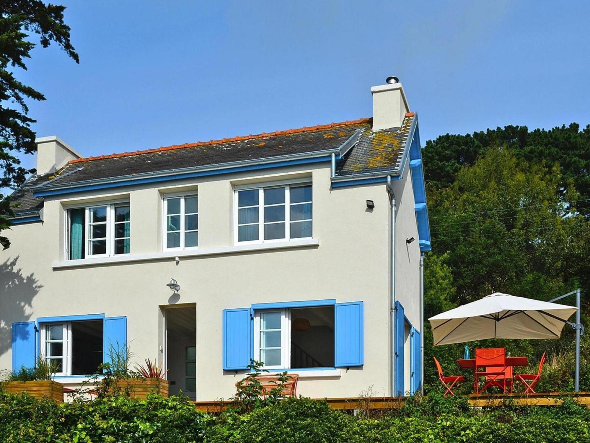 Pretty Breton Holiday Home In A Top Location Plougasnou Eksteriør billede