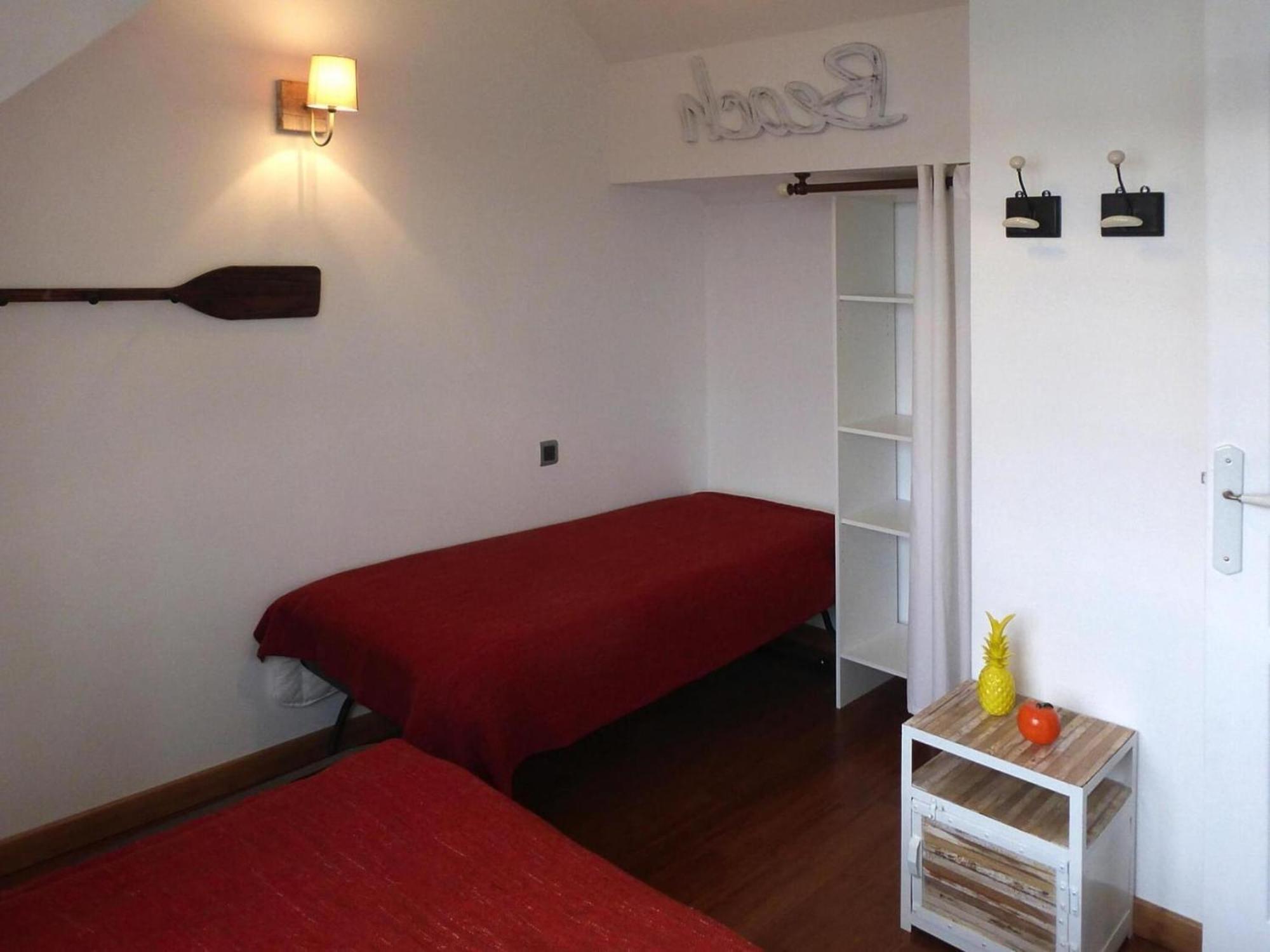 Pretty Breton Holiday Home In A Top Location Plougasnou Eksteriør billede